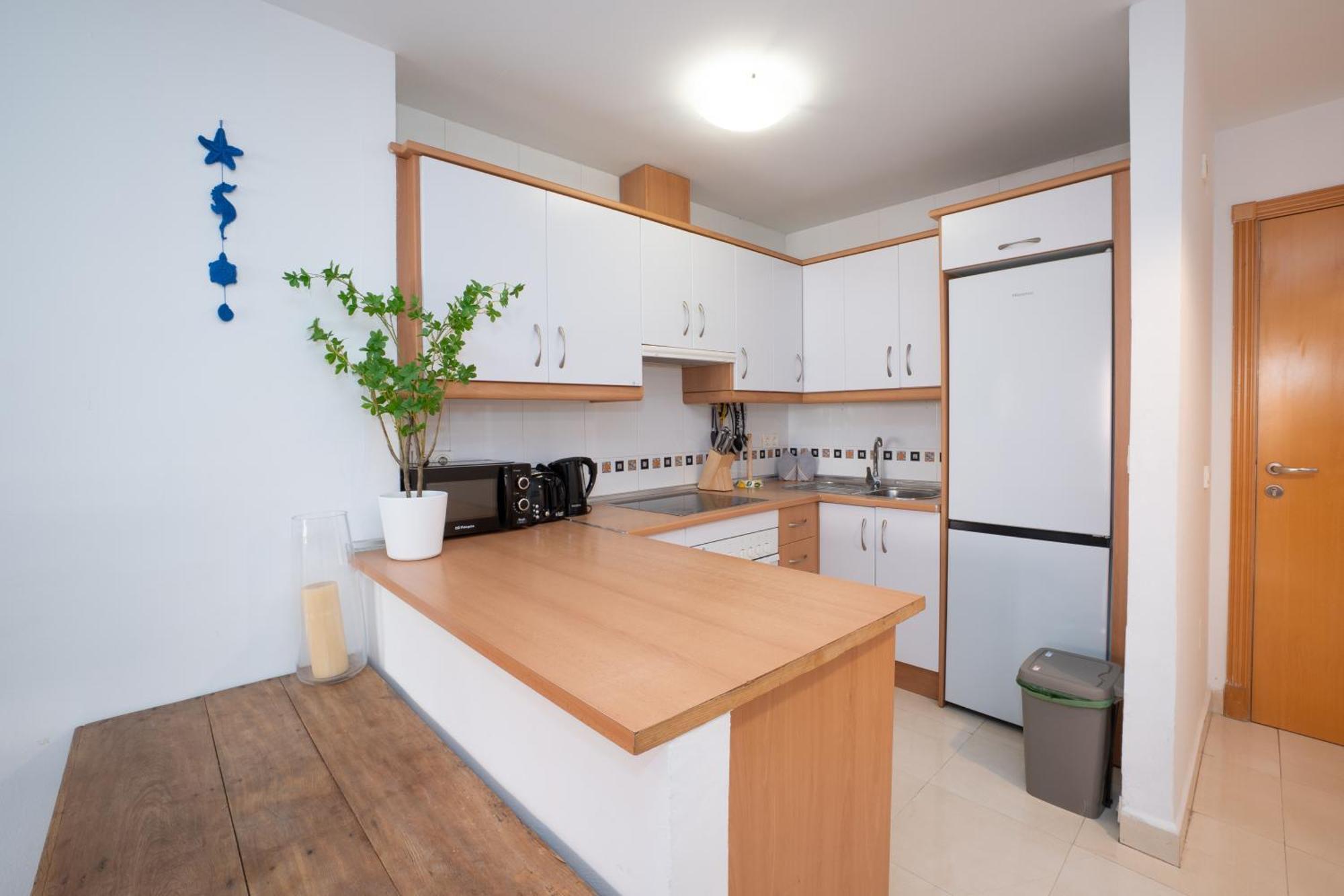 Neptuno 2C Menyber Apartment เนร์คา ภายนอก รูปภาพ